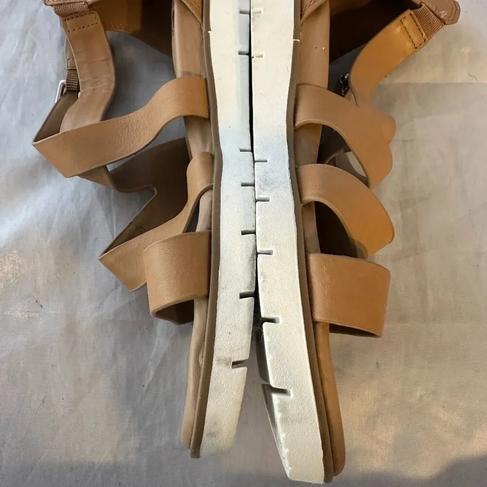 Sofft  Starla Ankle Strap Sandal in Brown Leather  Women Size 6      New